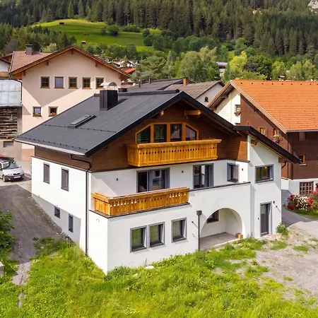 Alpenlodge Pettneu Xl Apartment *