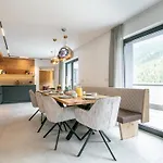 Alpenlodge Xl 公寓